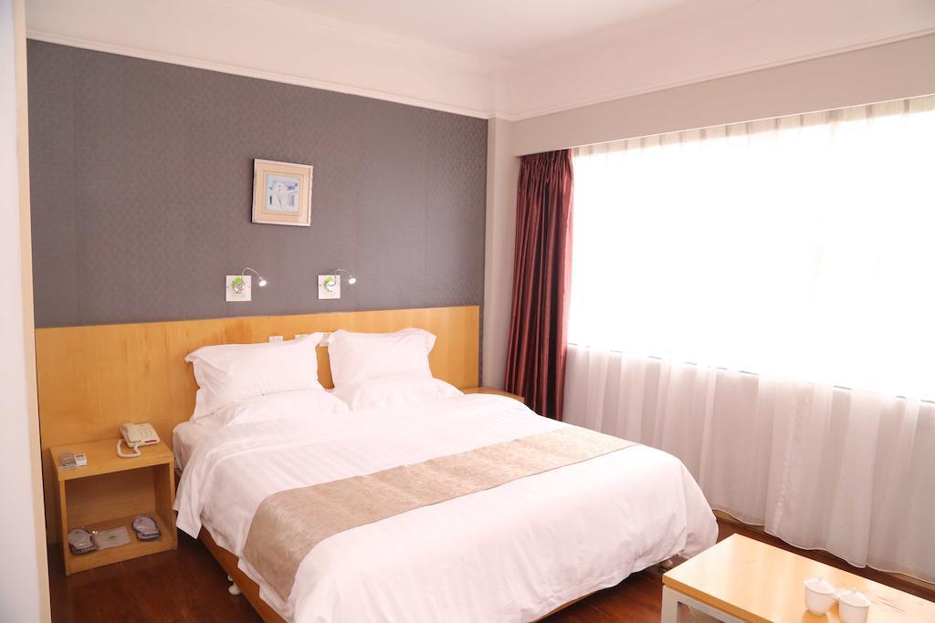 Qingdao Fu Yong Hotel Room photo