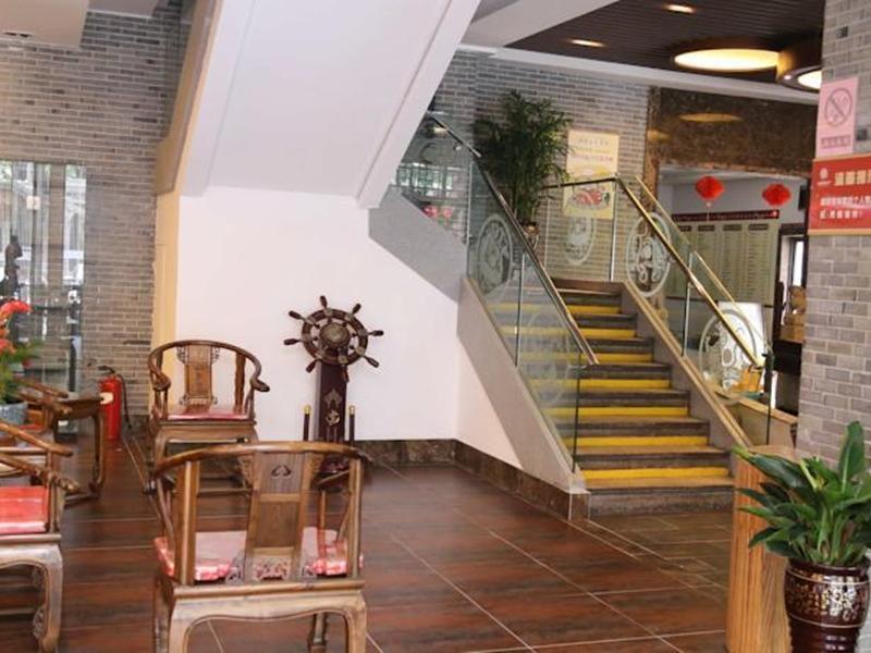 Qingdao Fu Yong Hotel Exterior photo