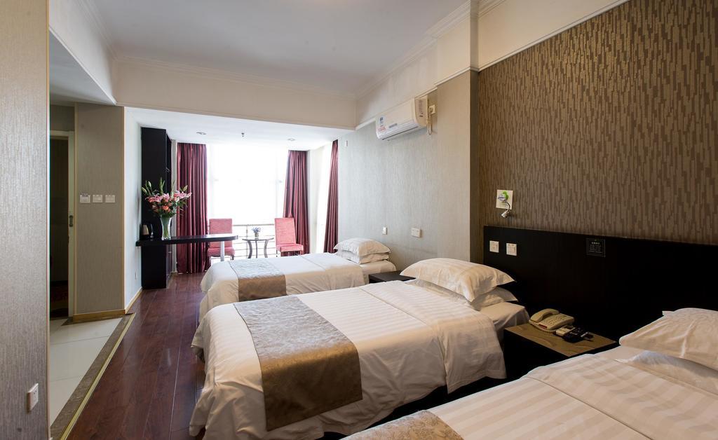 Qingdao Fu Yong Hotel Exterior photo