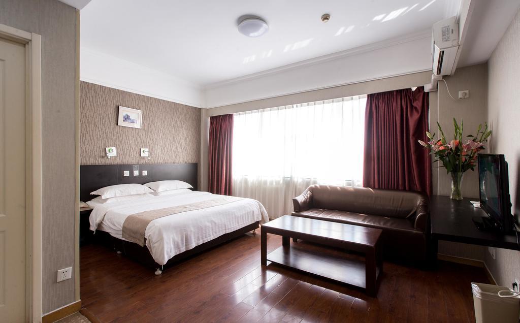 Qingdao Fu Yong Hotel Exterior photo