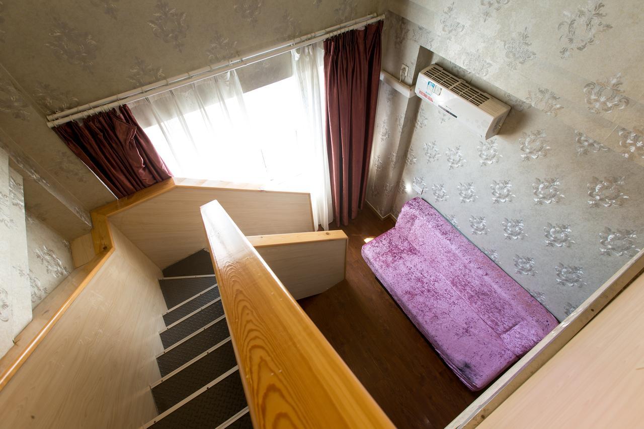 Qingdao Fu Yong Hotel Exterior photo